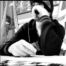 Fala sério! Como vou resumir minha vida aki no twitter?
;P... Add face:http://t.co/1R20qGNF ;)...
Pergunta la:http://t.co/Tmd9PYuI