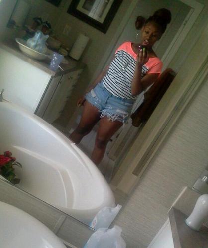 _ErosPINK's profile picture. Fuck a Bioo.