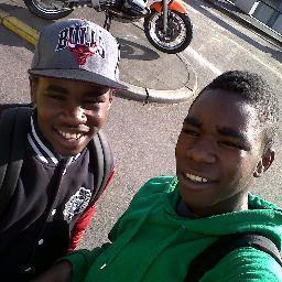 #Rapper |#acteur|#Teamgroen|young music,|#Alreadytaken By @itiisha| god zal ons helpen It doesn't get better if you don't think better.' Instagram: kidigreen |