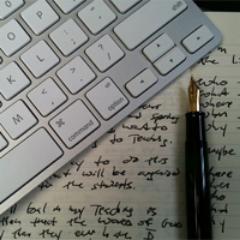 WritingToolkit's profile picture. A podcast about the analog and digital tools writers use to write.