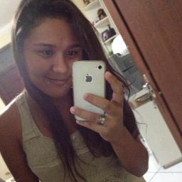 Não se acostume com o que não te faz feliz .