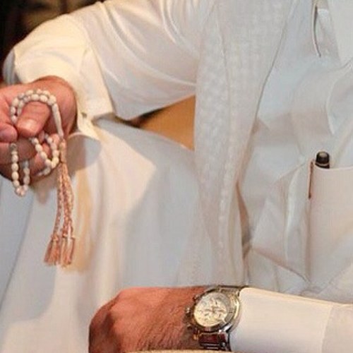 يقولون ما يبكي على المقفيه رجال و انا اقول .. جعل قلوبهم مالها والي ♥ .