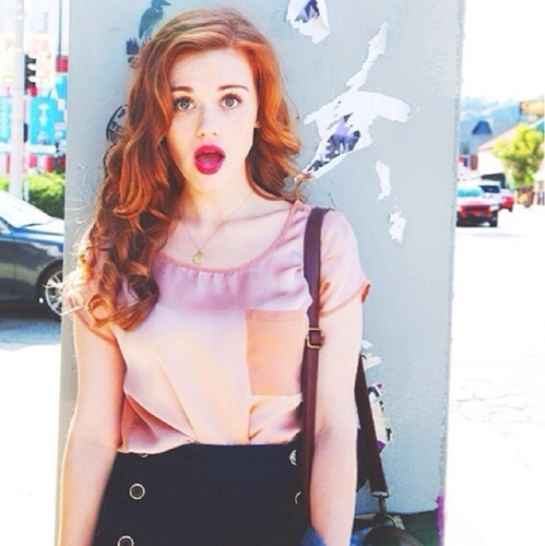 I'm that strawberry blonde, sassy girl that everyone wants to be, in the hit TV show with the werewolves. |TeenWolfRP/MC/Single|