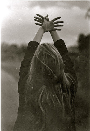 nonexcistant's profile picture. i believe in peace and weed