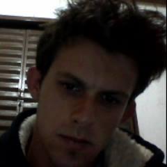 dione_guimaraes's profile picture. Na maioria das vezes nem eu me intendo,nao tente fazer isso por favor ou voce fikara louko como eu!! : )
