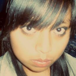 lupita come golosinas
 facebook lupita zucen ;)