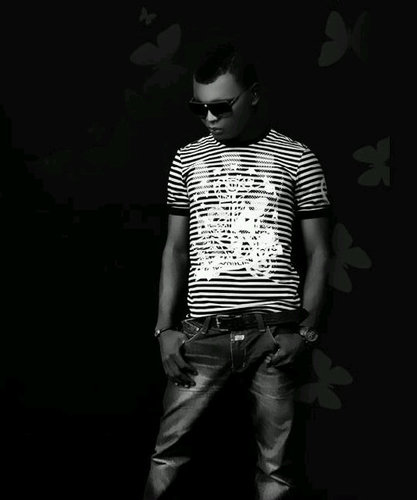 RemyShell's profile picture. Am Model N Into ShowBizz Full Time.I Run A Model Agency. It BRS Models On Facebook N Twitter Like N Follow.