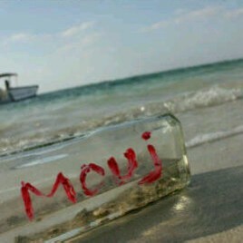 احب الحب ولكني كموج البحر لا اعشق .♥