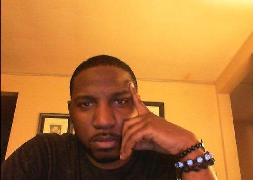 robdgame4music's profile picture. musician