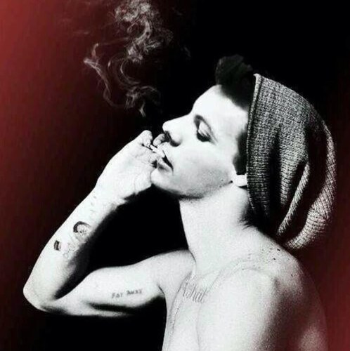 LourryHO's profile picture. *Wont stop til we surrender, Won't stop til it's over* #Bravery #LourryFeels