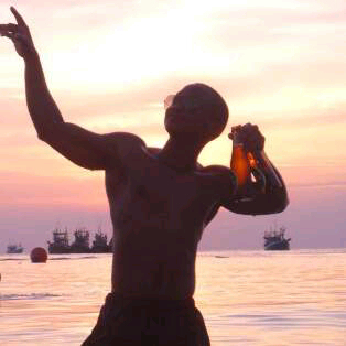 Just a Zimbo searching 4 the dream in Jozi!