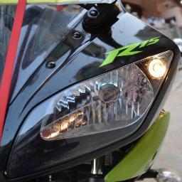 Am 18 Years :)....A pro Gamer :http://t.co/fR1QRHhGsH ...... I have a lot of interest in bikes and Yamaha R1 being my favorite. A Big fan of apple products