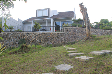 Instagram:@sewavillabandung Info sewa Villa di Bandung -jawa barat lokasi Sangat Strategis n fasilitas lengkap Info: 08122482352 - 08161897991 pin 750d685e.