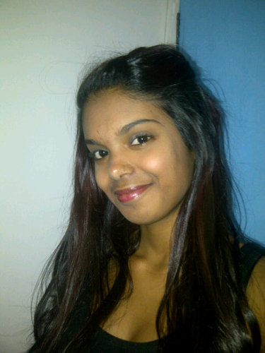 Follow me I follow back :)