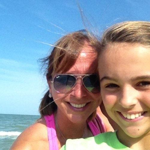 10s_lori's profile picture. 