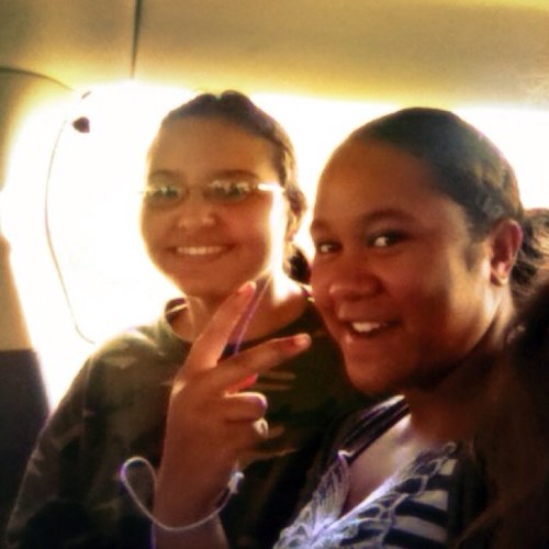 HI! I CANT LIVE WITHOUT YOUTUBE! ;) yes. Im from HAWAII! :D
