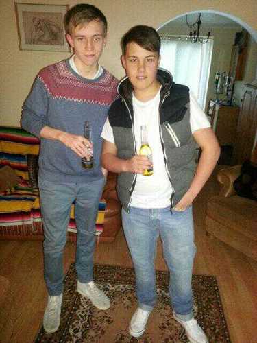 R__Greenhill's profile picture. 