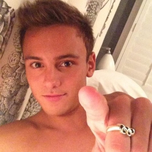 I Love tom daley !!!! Xx
