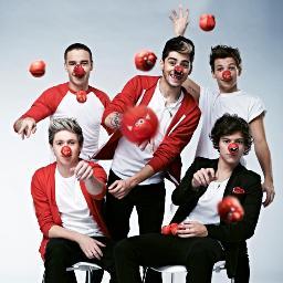 ♥Zayn/Harry/Liam/Louis/Niall I'm a DIRECTIONER
♥JB I'm a BELIEBER @justinbieber @NiallOfficial @Louis_Tomlinson @Real_Liam_Payne @Harry_Styles @zaynmalik