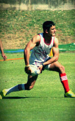 I LOVE RUGBY♥ !! Living in Joburg and for GOD . Dreaming of becoming a pro rugby player and athlete* feel free 2 add me on BBM 27E4C9D5