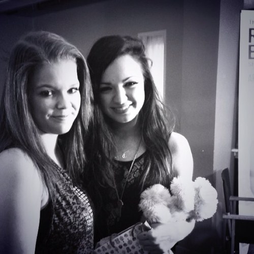 Ellie_LovesTich's profile picture. Know youre beautiful you are worth so much more❤