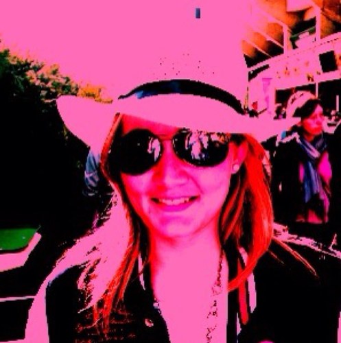 fanouch0's profile picture. 