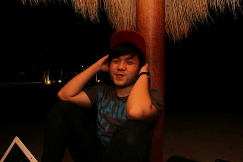 instagram , line : rickyakong Path : Frederik Ricky NEVER GET OLDER