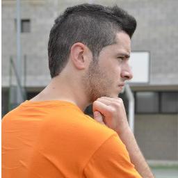 El falso es falso por miedo, el loco al menos es más sincero.