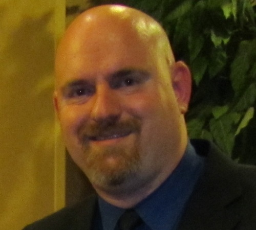 Engineer in the Detroit metro area working in automotive. Love sports, movies, games, and spending time with friends.