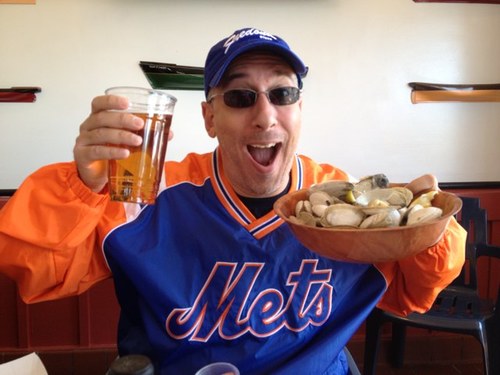 metsfantastic's profile picture. Husband, dad and lawyer by day.  Bad ass crime-fighting superhero by night!