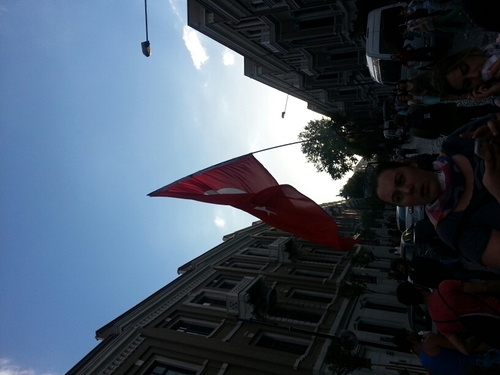 sev izmir okulu