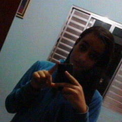 Amo o One Direction,tenho 12 anos,sou de São Paulo, e amo muito o Harry da 1D 3