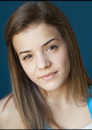 I LOVE THE NEXT STEP! I LOVE BRITTANY (RILEY) AND IM 14 YEARS OLD AND IM THEIR BIGGEST FAN EVER!