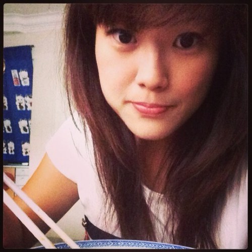 anniehow's profile picture. 