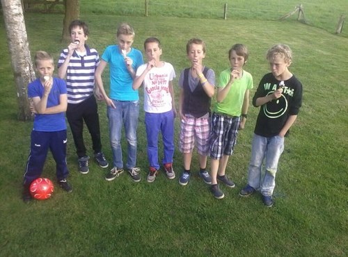 M'n beste matties @XTeeuwsen& @joep221 -ulenhof h1c- pax D2-hengelo gld- 24-08-01- ajacied tot m'n dood-volgen mag altijd