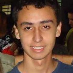 pH_jatai's profile picture. Graduando em Ciência da Computação, sonhador, tentando desenvolver alguma coisa útil na área.