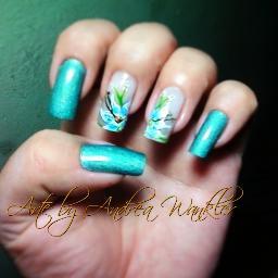 Sou designer em unhas Arrtísticas,Porcelana,Gel,Acrigel e Fibra de vidro, atendo na Av.Navegantes 1823 P.Seguro Ba (73)8859-7032