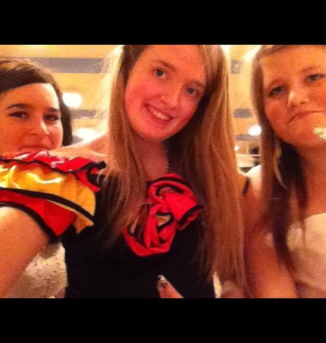 Ambertink9999's profile picture. Add me on snapchat-hairylegsrgr8 instagram-ambermaeperry1999 and bbm- 7c104e48