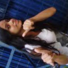 sou feliz, amo musica, amo animais, amo minha familia,amo the wanted , amo daleste. amo ser feliz amo ser eu.