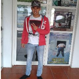 Escapate conmigo donde nadie nos vea =D