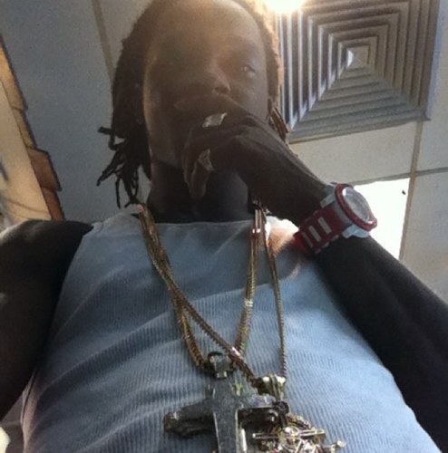 Evidence Da Prince  Straight out of Jacksonvile, FL. Repping Off Top Entertainment We Go Hard!!!  #TEAMDUVAL #BOSSMAJOR