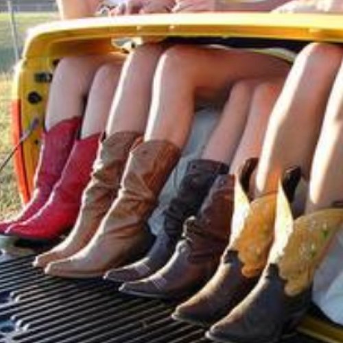 Just a small town girl living in Kansas