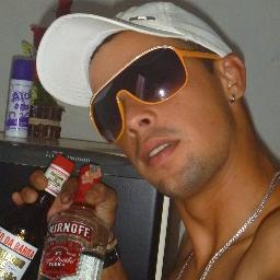 Não precisa de diploma pra ser bom! O talento todo mundo tem,mas poucos sabem usar!