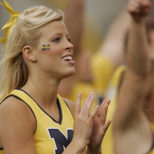 _michiganbitchx's profile picture. I follow back; #mittenlove