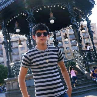 deportista, y estudiante de leyes ;)