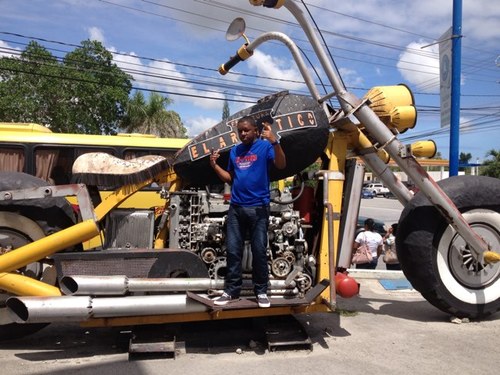 alfredorosari12's profile picture. 