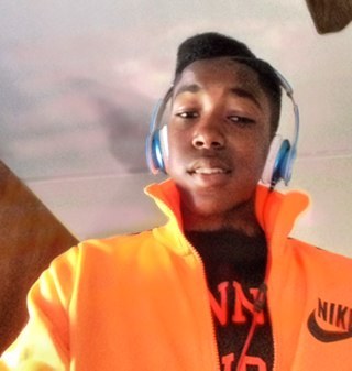 Swag down pack im that guy u wanna be hang out with or is your idol Icon mentor i am the best of the best follow me i follow back 
                        OVØXO