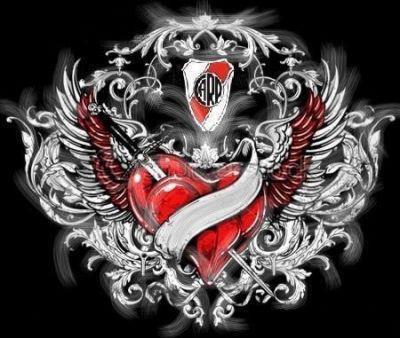 soy de la ciudad de garin mi equipo es river plate  y tengo una familia muy linda   un hermano unico y muy bueno   dos hijas hermosas