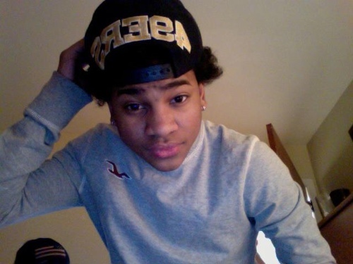 ^Whats Good Twitter Ahaha Its HollyWood .. My Real Name Chad .. Im 18 Years Old I Make Music & ii Dance