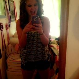 _saving_gracee's profile picture. god. food. cheerleading. singing. guitar.